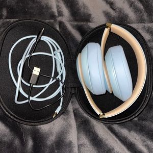 Beats Studio 3 Light Blue Matte Wireless Headphones